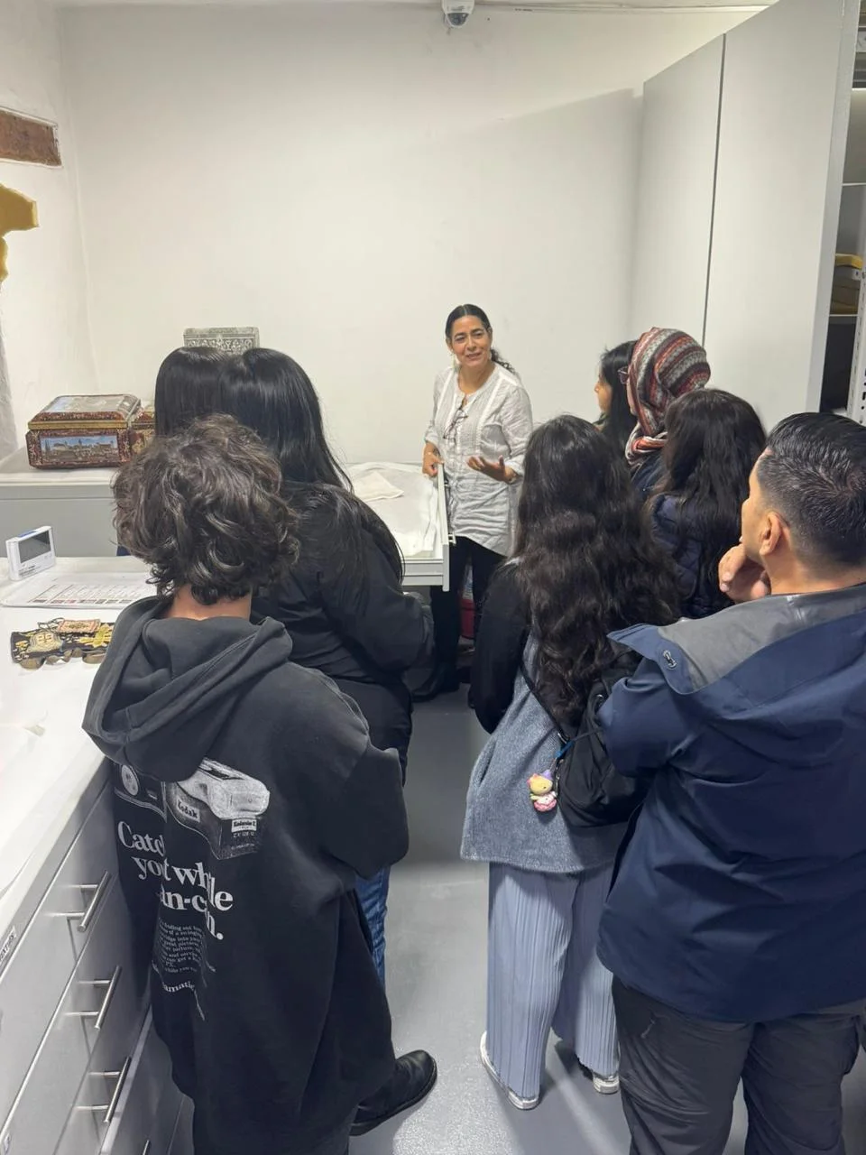 “Mujeres en el Carmen Alto: Presencias, Voces y Silencios”