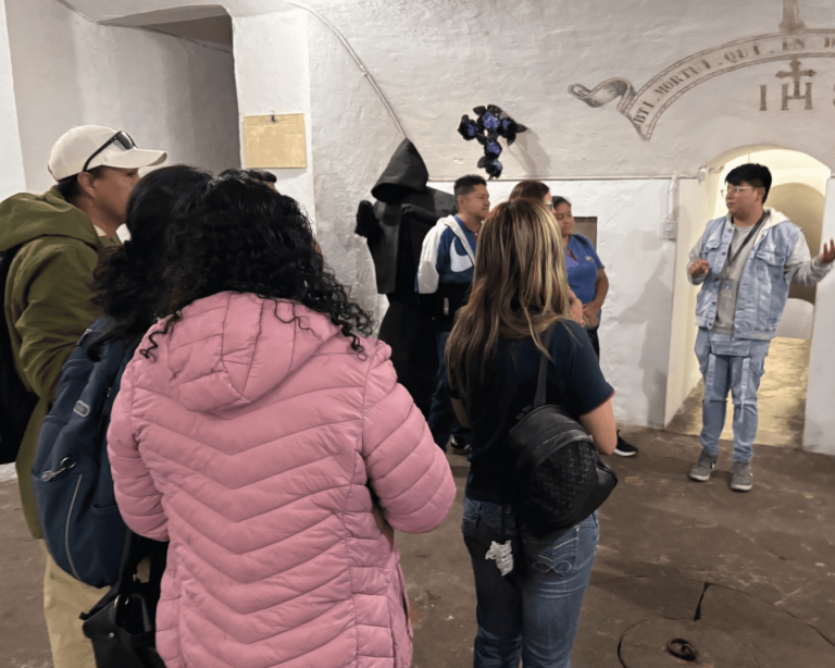 Mesa de trabajo 2-8